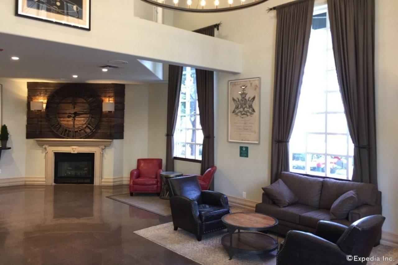 Anaheim Camelot Inn & Suites 外观 照片