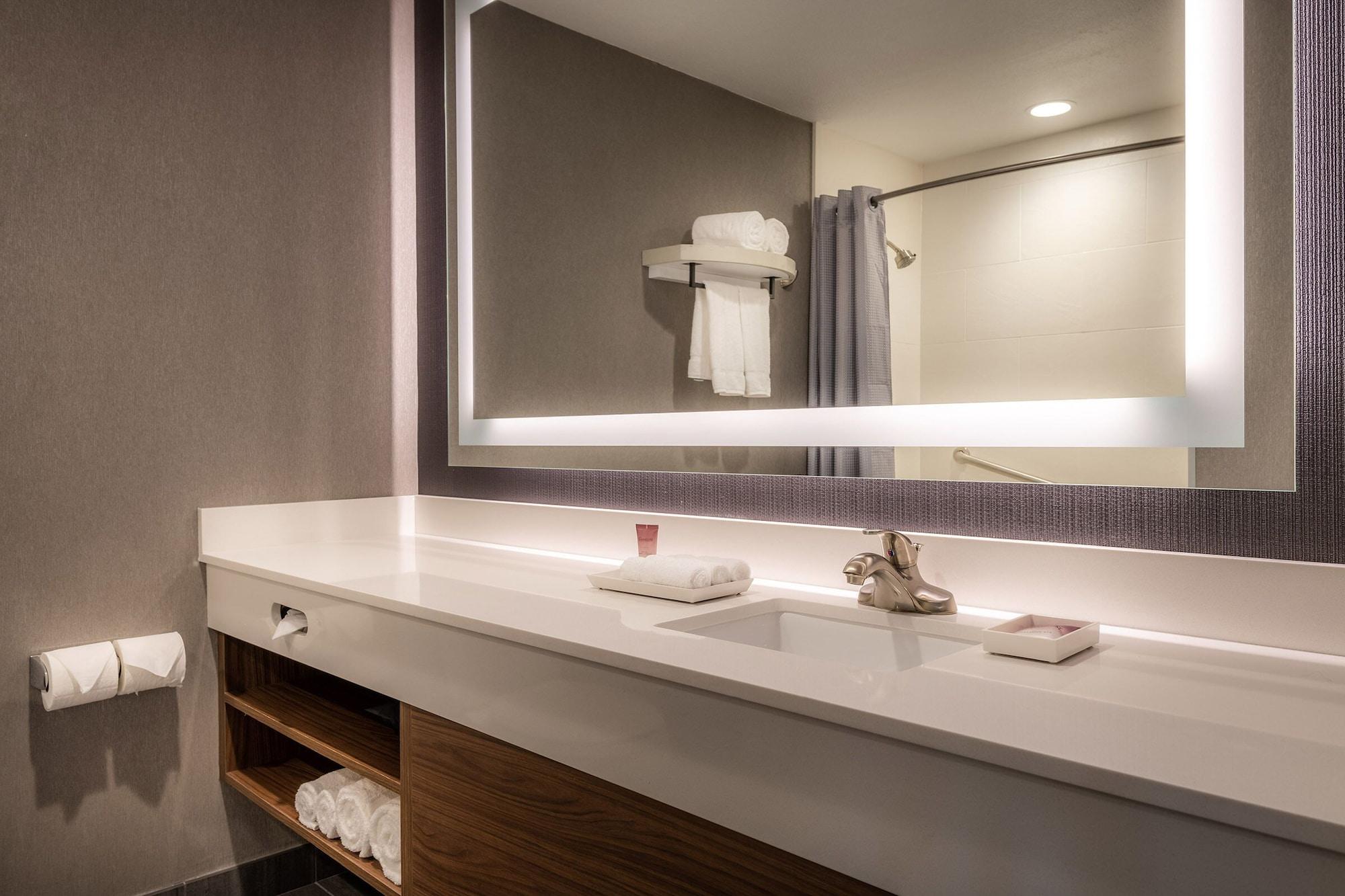 Anaheim Camelot Inn & Suites 外观 照片