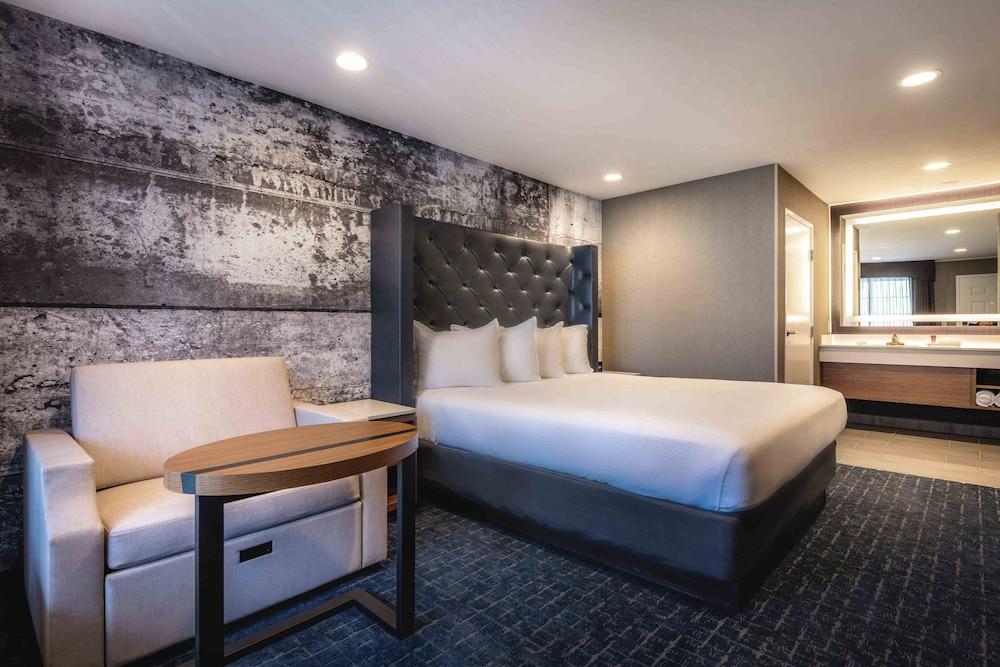 Anaheim Camelot Inn & Suites 外观 照片