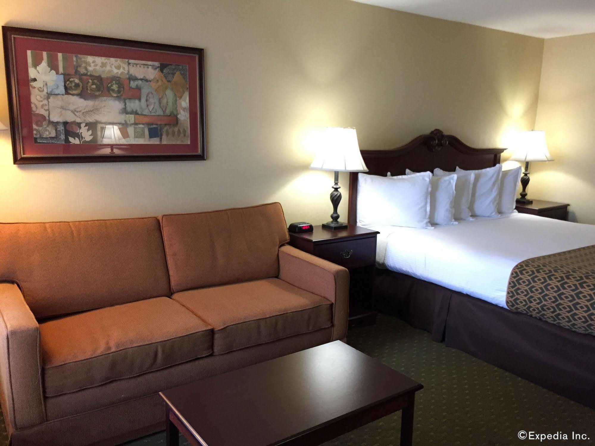 Anaheim Camelot Inn & Suites 外观 照片