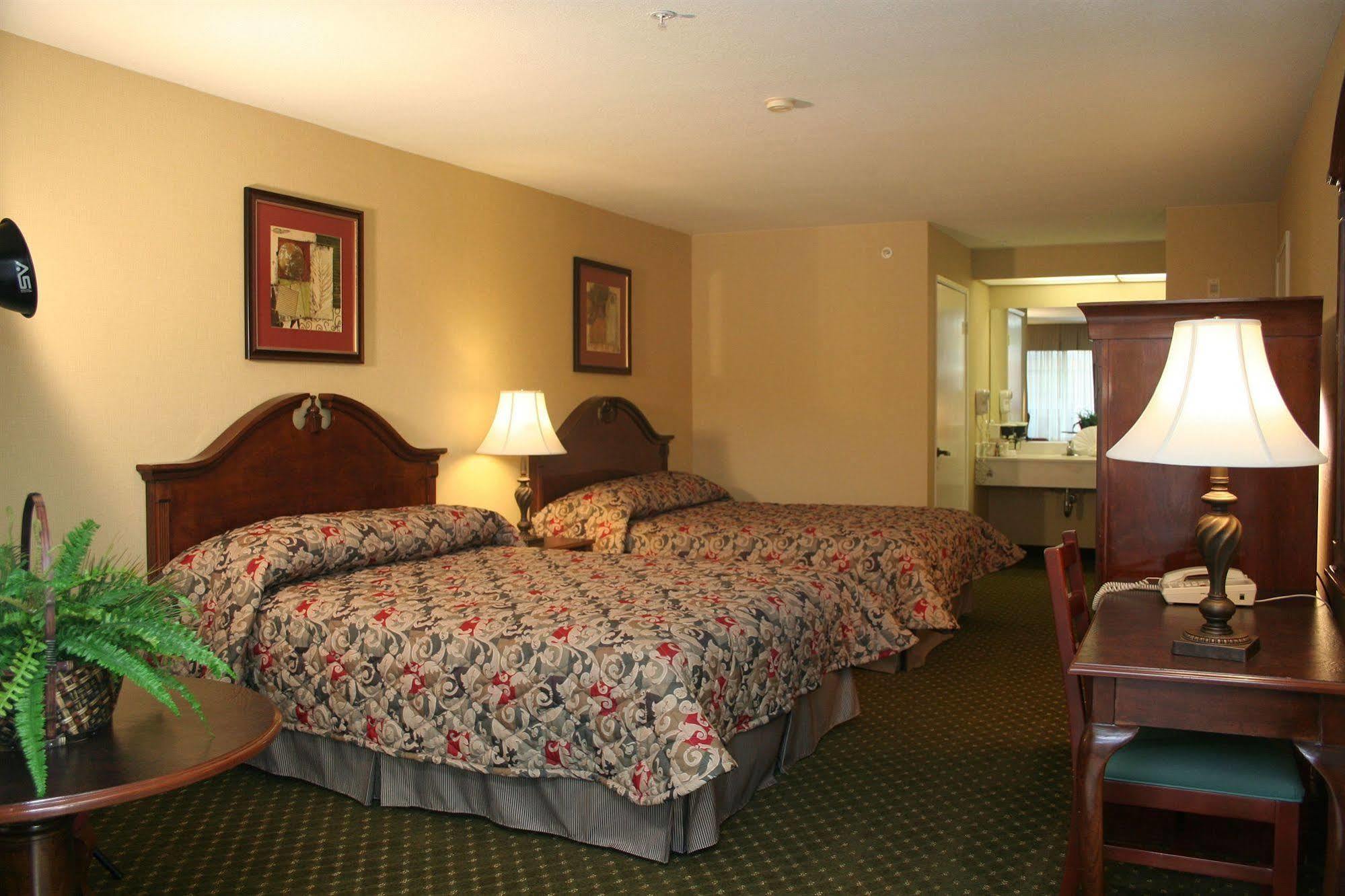 Anaheim Camelot Inn & Suites 客房 照片