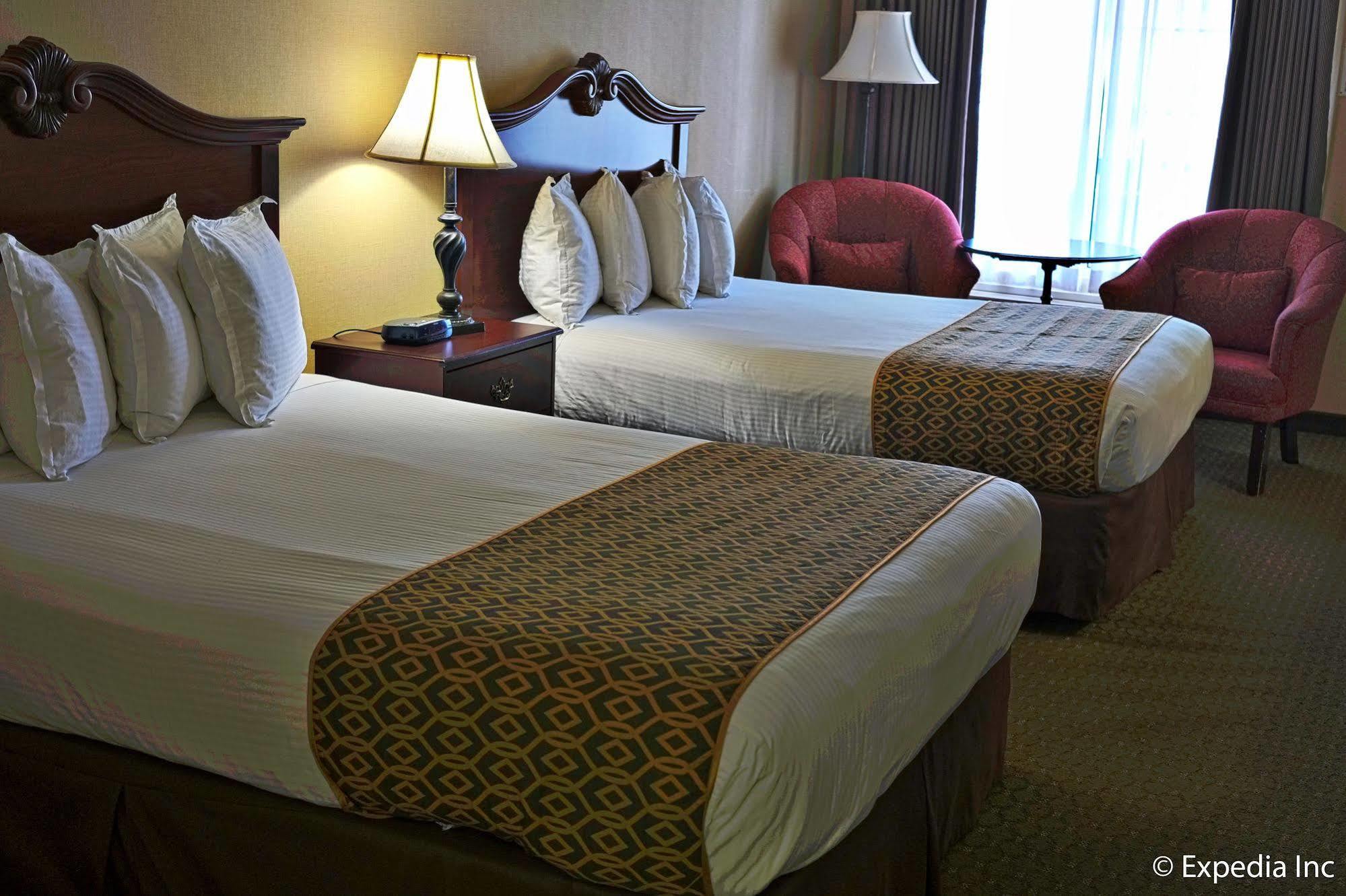 Anaheim Camelot Inn & Suites 外观 照片