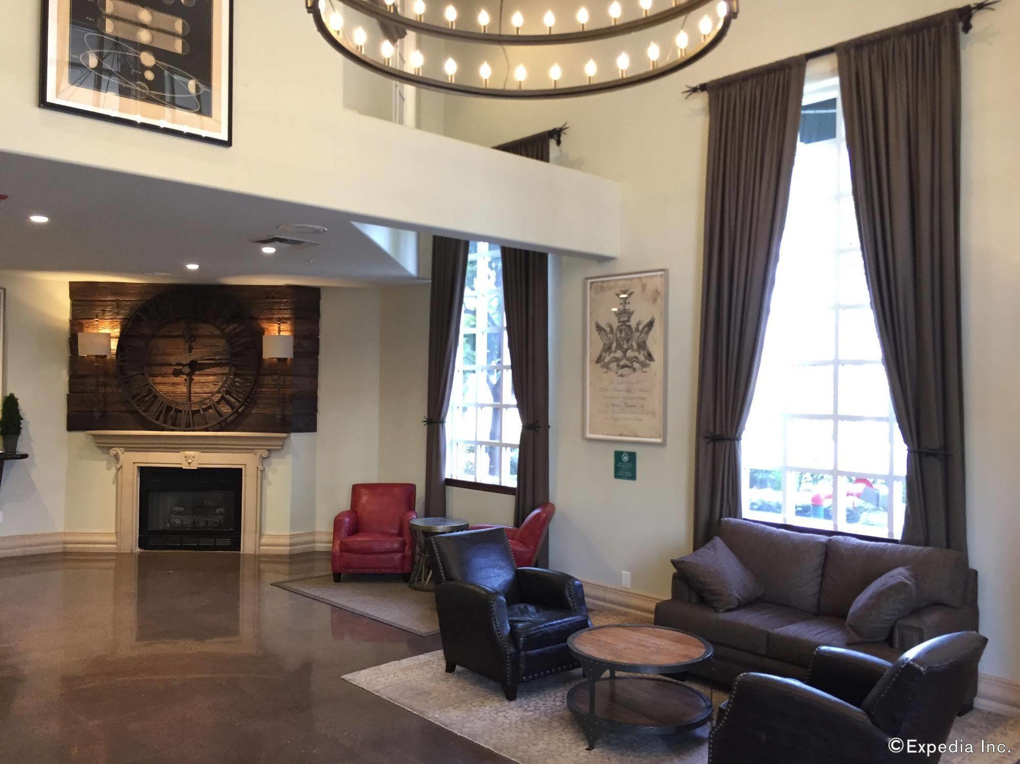 Anaheim Camelot Inn & Suites 外观 照片