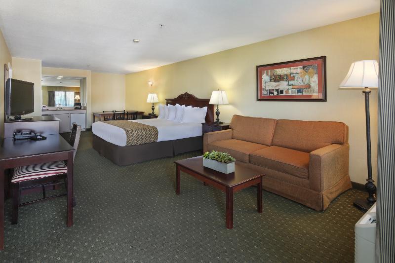 Anaheim Camelot Inn & Suites 外观 照片